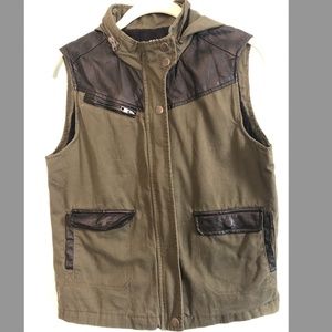 BDG Vest